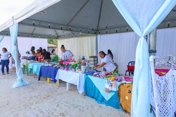 AGE Petrolina apoia Primeira Feira de Mulheres Empreendedoras da Ilha do Massangano 1 Feira das Mulheres Empreendedoras Ilha do Massangano 6 1