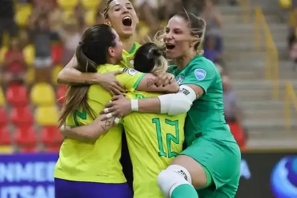 Brasil vence Argentina por 3x0 e conquista Copa América de futsal feminino