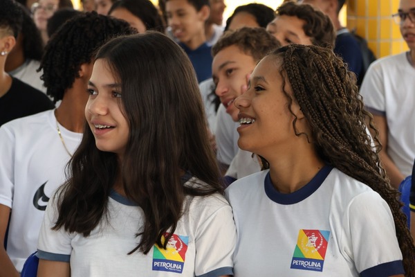 Semana de ações nas escolas de Petrolina reforçam o respeito e valorização das mulheres 1 Semana da mulher 2 1