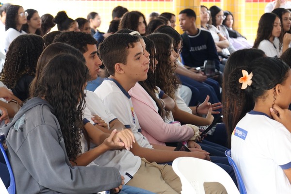 Semana de ações nas escolas de Petrolina reforçam o respeito e valorização das mulheres 2 Semana da mulher 5 1