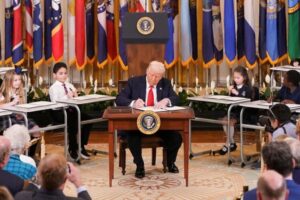 Trump - Escola