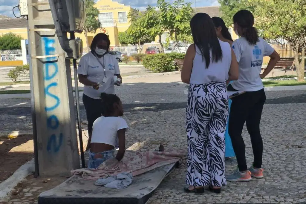 Prefeitura de Petrolina intensifica ações de saúde para pessoas em situação de rua 3 Consultorio na Rua 7 1