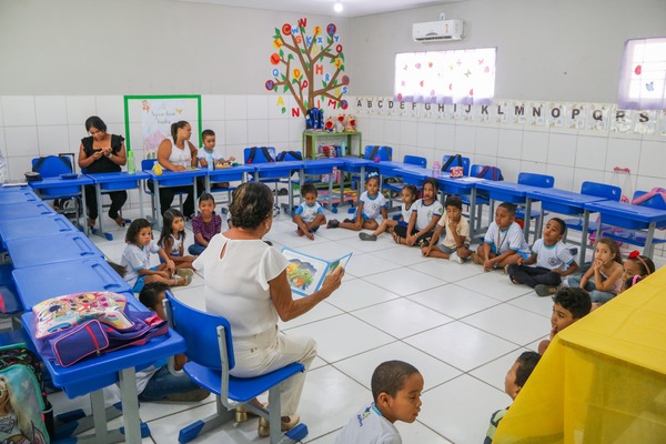 Dia da Educação: Prefeitura de Juazeiro celebra avanços na gestão da rede municipal de ensino 2 Dia da Educacao 1