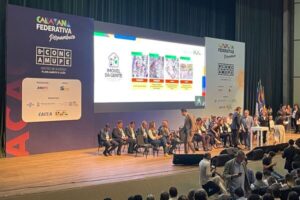 Petrolina participa do 8º Congresso Pernambucano de Municípios