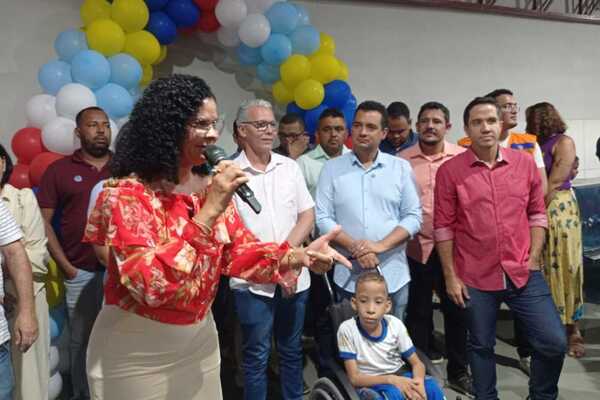 Requalificação da Escola Municipal Anália Barbosa de Souza é inaugurada no bairro Antônio Guilhermino