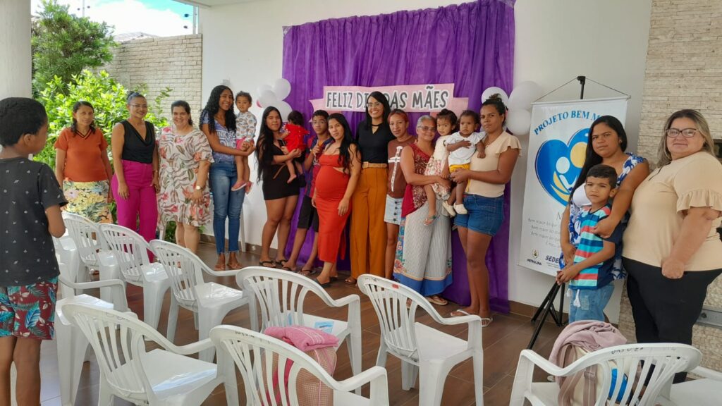 Prefeitura de Petrolina promove roda de conversa sobre aleitamento materno e nutrição infantil 3 Cras Colina Imperial